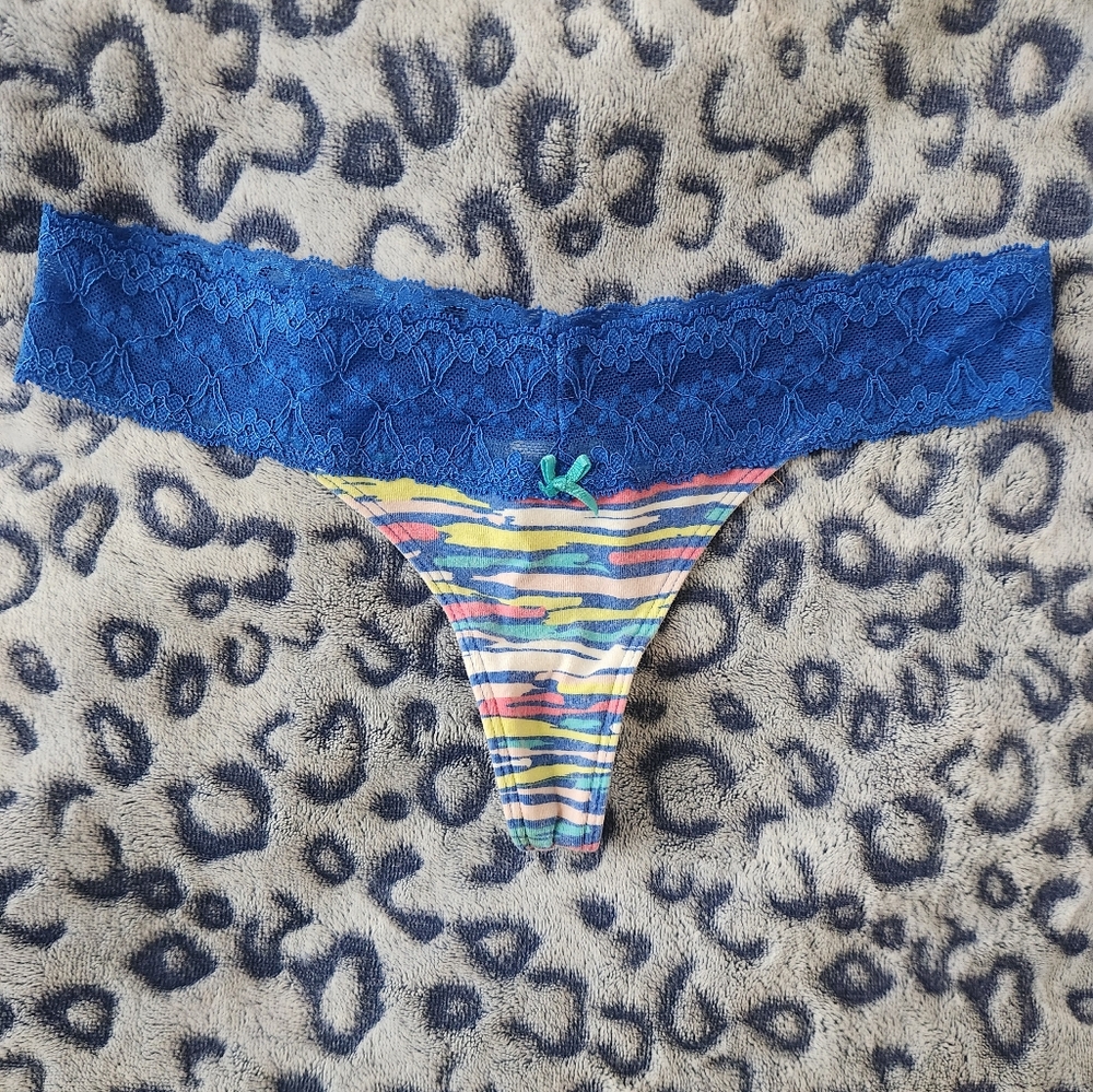 Aerie Thong